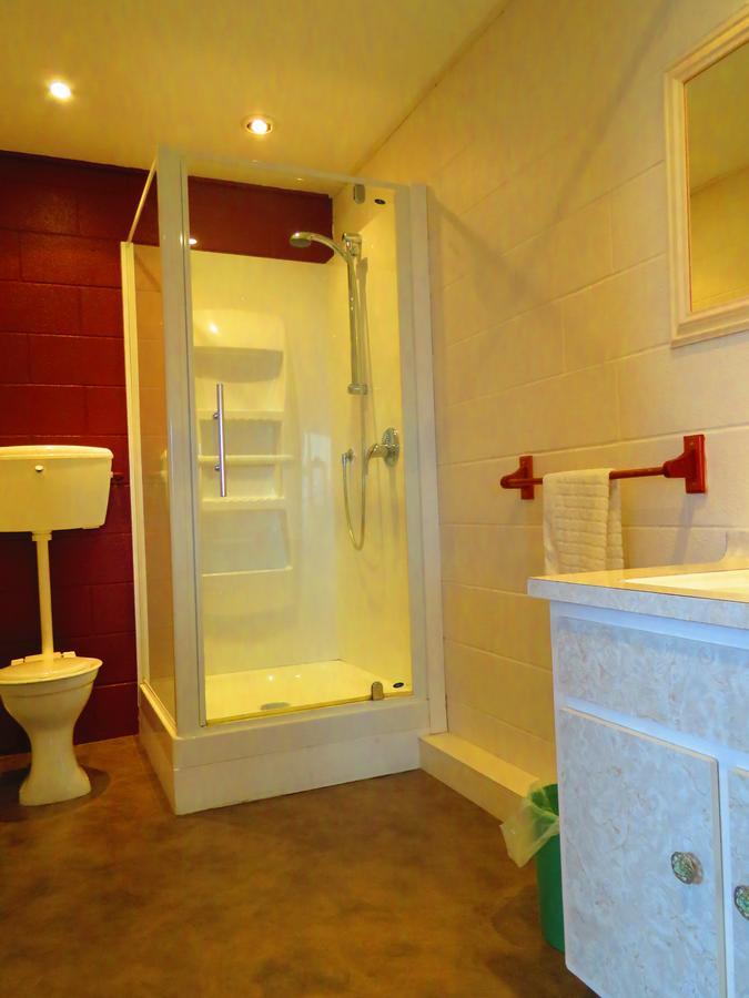 Opunake Motel And Backpackers Lodge Εξωτερικό φωτογραφία
